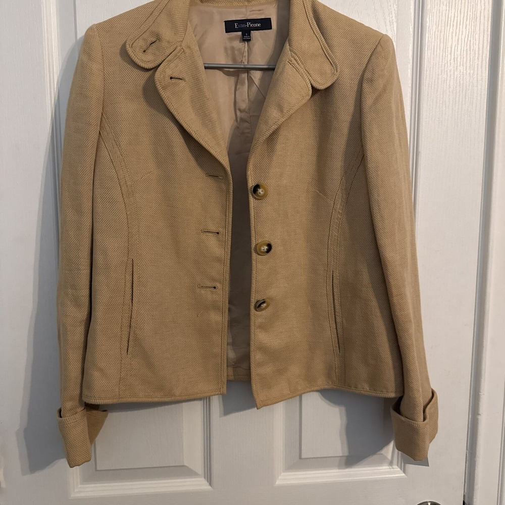 Tan Button-Up Blazer with Notched Collar-Evan Picone- size small